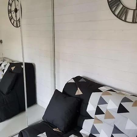 20m Comfortable In The Center! *